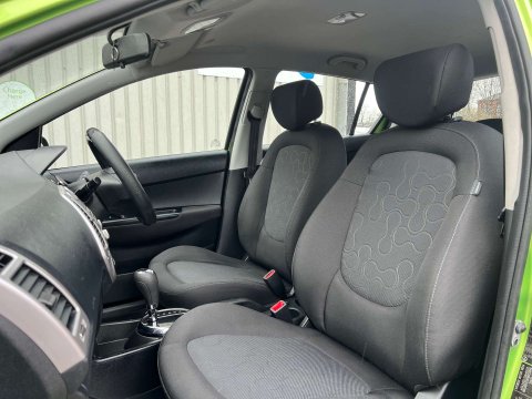 Hyundai i20 1.4 i20 Comfort Auto 5dr 18
