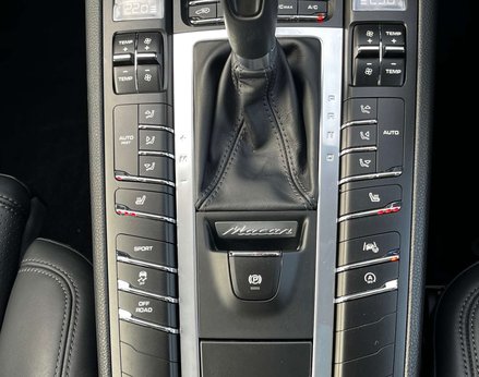 Porsche Macan 3.0 Macan S Semi-Auto 4WD 5dr 58