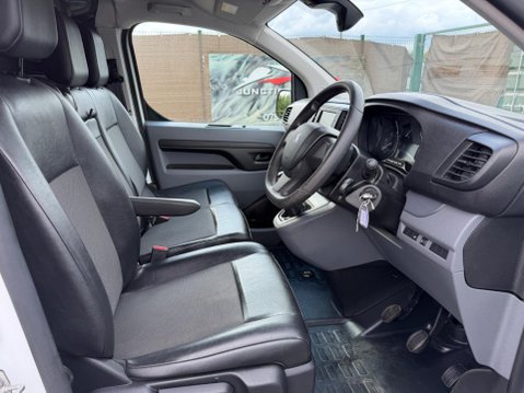 Peugeot Expert 1.5 BlueHDi 1000 Professional Premium Standard Panel Van MWB Euro 6 (s/s) 6 9