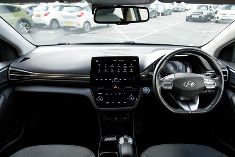 Hyundai IONIQ PREMIUM