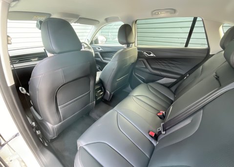 MG HS 1.5 T-GDI PHEV TROPHY 17