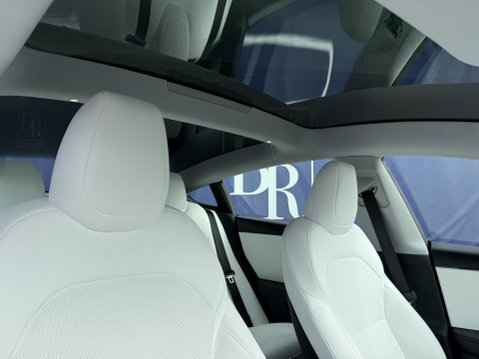 Tesla Model 3 Saloon 4dr Electric Auto RWD (208 ps) 45
