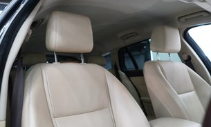 Jaguar XF D V6 PREMIUM LUXURY SPORTBRAKE One Owner Full History Rev Cam  14