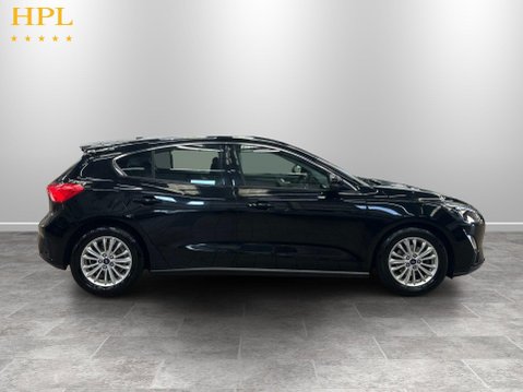 Ford Focus 1.0T EcoBoost Titanium Hatchback 5dr Petrol Manual Euro 6 (s/s) (125 ps) Ai 8