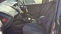 Ford Focus 1.6 Zetec Hatchback 5dr Petrol Manual Euro 5 (125 ps) 34