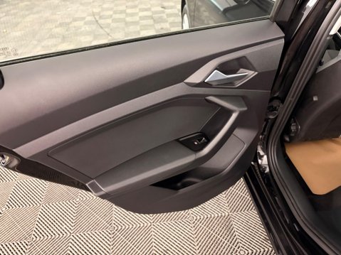 Audi A1 1.0 TFSI 30 Sport Sportback S Tronic Euro 6 (s/s) 5dr 28