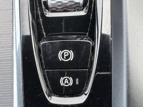 Volvo XC60 2.0 D4 R-Design Auto AWD Euro 6 (s/s) 5dr 44