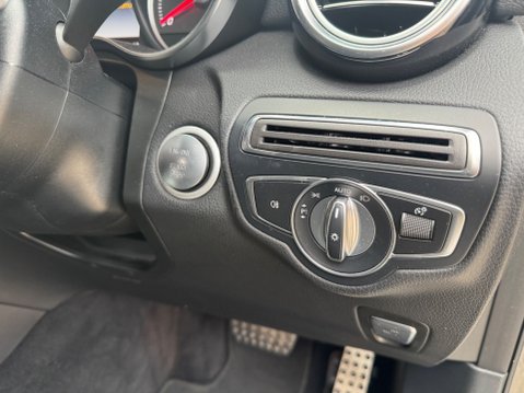 Mercedes-Benz GLC GLC 250 D 4MATIC AMG LINE PREMIUM 23