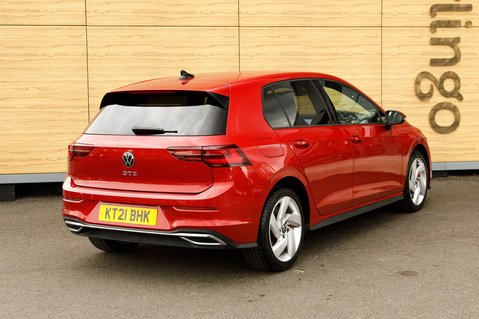 Volkswagen Golf GTE DSG 2