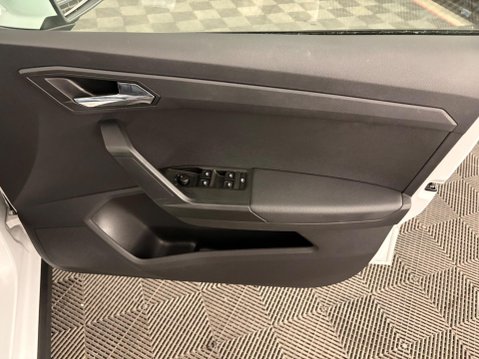 SEAT Arona 1.0 TSI SE Technology Euro 6 (s/s) 5dr 36