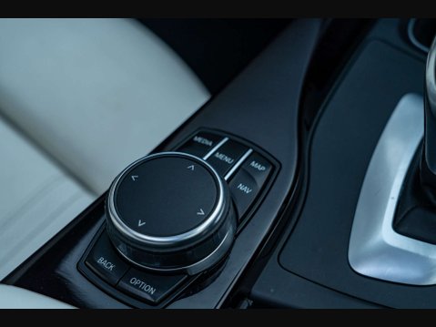 BMW 3 Series 3.0 340i M Sport Shadow Edition Auto 4dr 19