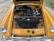 MG B ROADSTER 36