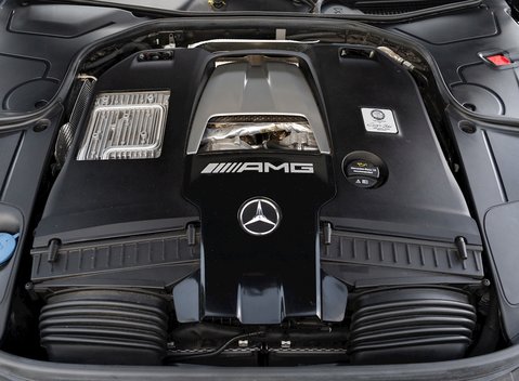 Mercedes-Benz S Class S63 Coupe 32