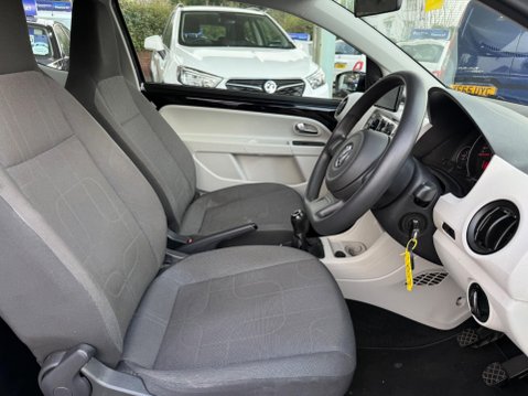 Volkswagen Up 1.0 Move up! Euro 5 3dr 9