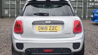 Mini Hatch 1.5 Cooper Hatchback 5dr Petrol Steptronic Euro 6 (s/s) (136 ps) 14