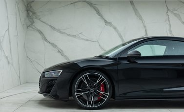 Audi R8 V10 PERFORMANCE CARBON BLACK 35
