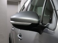 Peugeot 2008 ALLURE PREMIUM 33
