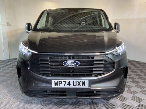 Ford Transit Custom 2.0 300 EcoBlue Limited Crew Van Auto L2 H1 Euro 6 (s/s) 5dr 60
