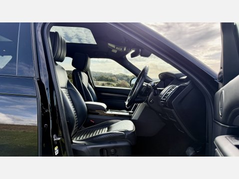 Land Rover Discovery SDV6 HSE LUXURY 22