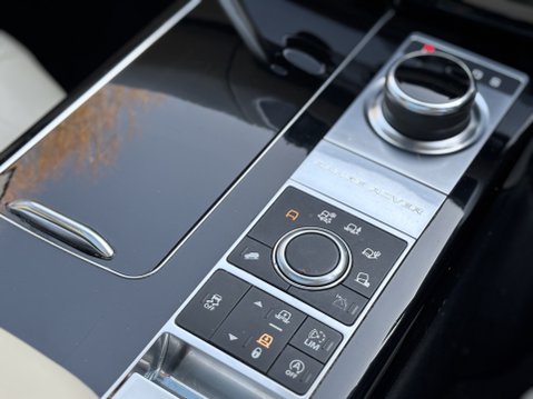 Land Rover Range Rover TDV6 VOGUE 28