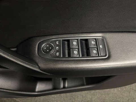 Renault Captur 1.3 Captur Iconic TCe 5dr 12