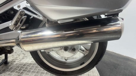 Yamaha FJR1300 ABS 2008 ONLY 22K NEW MOT SERVICED FULL LUGGAGE COMMUTER TOURER BIKE 39