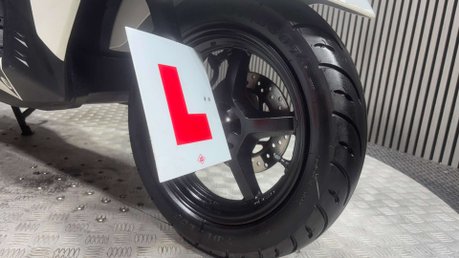 Suzuki Avenis 2024 ONLY 1K 1 OWNER PERFECT LEARNER BIKE SCOOTER 125CC 37