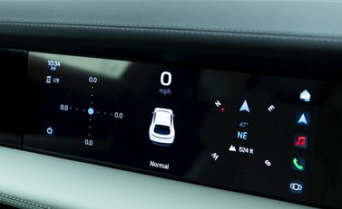 Porsche Taycan Turbo S Cross Turismo 22