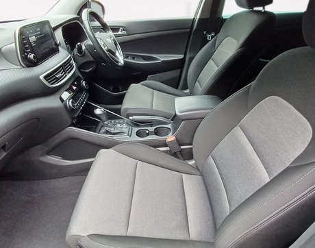 Hyundai TUCSON T-GDI SE NAV 13