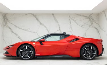 Ferrari SF90 Stradale 2