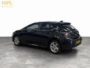 Toyota Corolla 2.0 VVT-h Icon Hatchback 5dr Petrol Hybrid CVT Euro 6 (s/s) (196 ps) 5