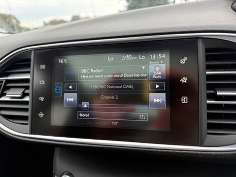 Peugeot 308 E-HDI FELINE 19