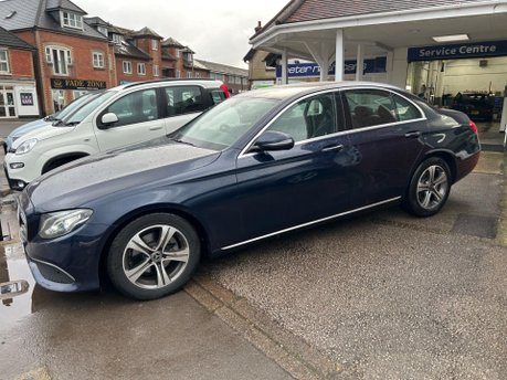 Mercedes-Benz E Class E 220 D SE 4