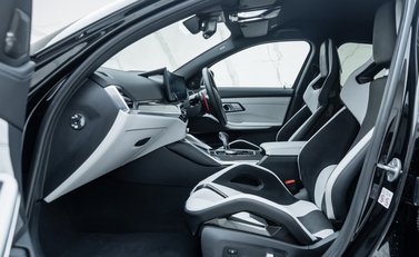 BMW M3 COMPETITION M XDRIVE TOURING 15