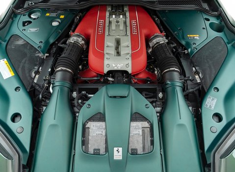 Ferrari 812 Superfast 38