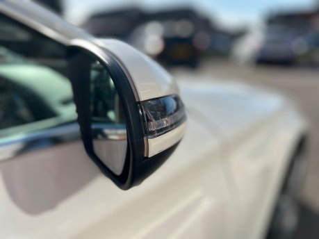 Mercedes-Benz C Class C 220 D AMG LINE PREMIUM PLUS COUPE 12