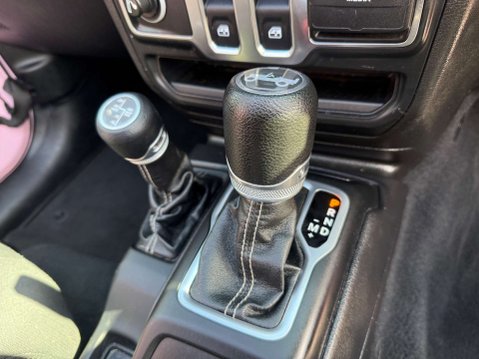Jeep Wrangler 2.1 Wrangler Sahara MultiJet II Auto 4WD 2dr 38