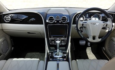 Bentley Flying Spur W12 Mulliner 18