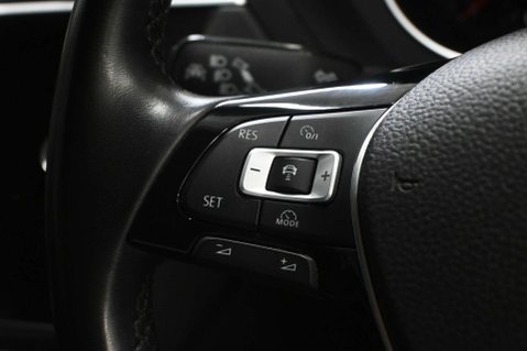 Volkswagen Tiguan 1.4 Tiguan SE Nav TSi 5dr 40