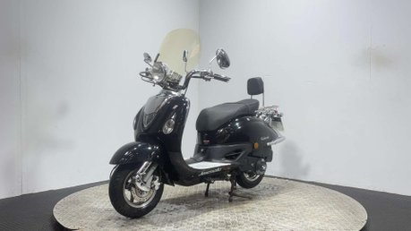 Lexmoto Valencia 2013 8K RUNNING CUSTOM SCOOTER LEARNER SCOOTER 125CC BIKE 6