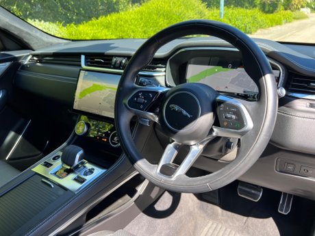 Jaguar F-Pace 2.0 D200 MHEV R-Dynamic HSE Black Auto AWD Euro 6 (s/s) 5dr 88