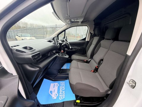 Peugeot Partner 1.5 Partner Professional Premium+ BHDi 15