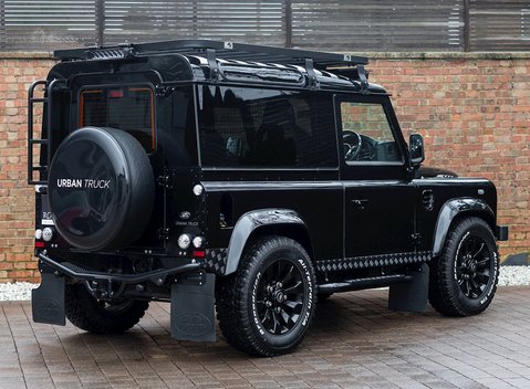 Land Rover Defender 90 Urban Truck 7