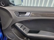 Audi RS4 4.2 FSI V8 Estate 5dr Petrol S Tronic quattro Euro 5 (450 ps) 13