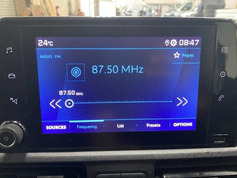Peugeot Partner BLUEHDI PROFESSIONAL PREMIUM PLUS L1 17