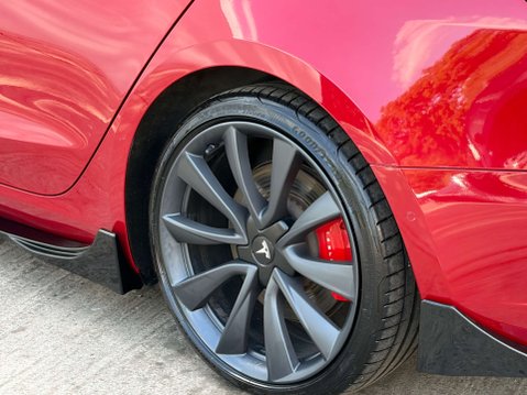 Tesla Model 3 Model 3 Performance AWD 4WD 4dr 41