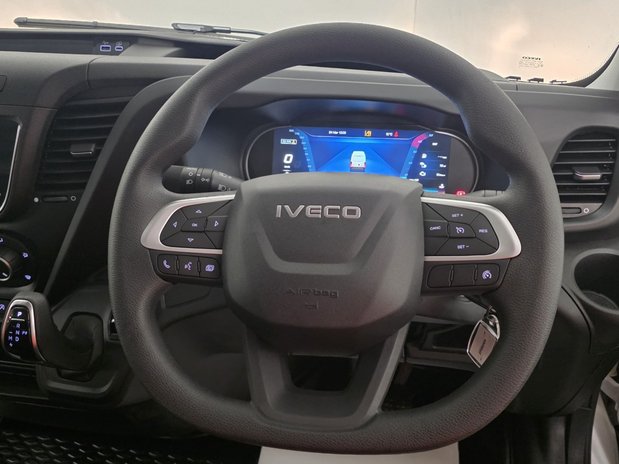 Iveco Daily 2.3 35S14A8 High Roof Comfort Van 4100 WB Hi-Matic 12