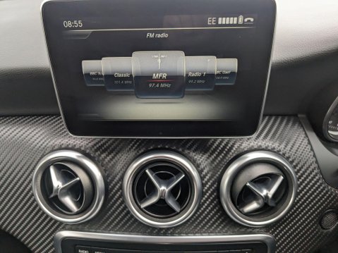 Mercedes-Benz A Class 2.1 A200d AMG Line (Premium) 7G-DCT Euro 6 (s/s) 5dr 12