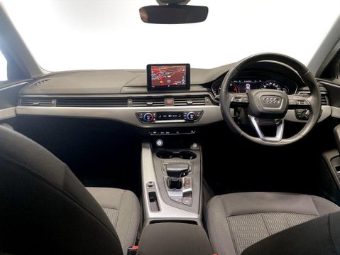 Audi A4 2.0 TDI 35 SE Saloon 4dr Diesel S Tronic Euro 6 (s/s) (150 ps) 19