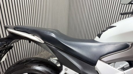 Honda VFR 2011 ONLY 22K NEW MOT SERVICED TOP BOX TOURER 800CC 16